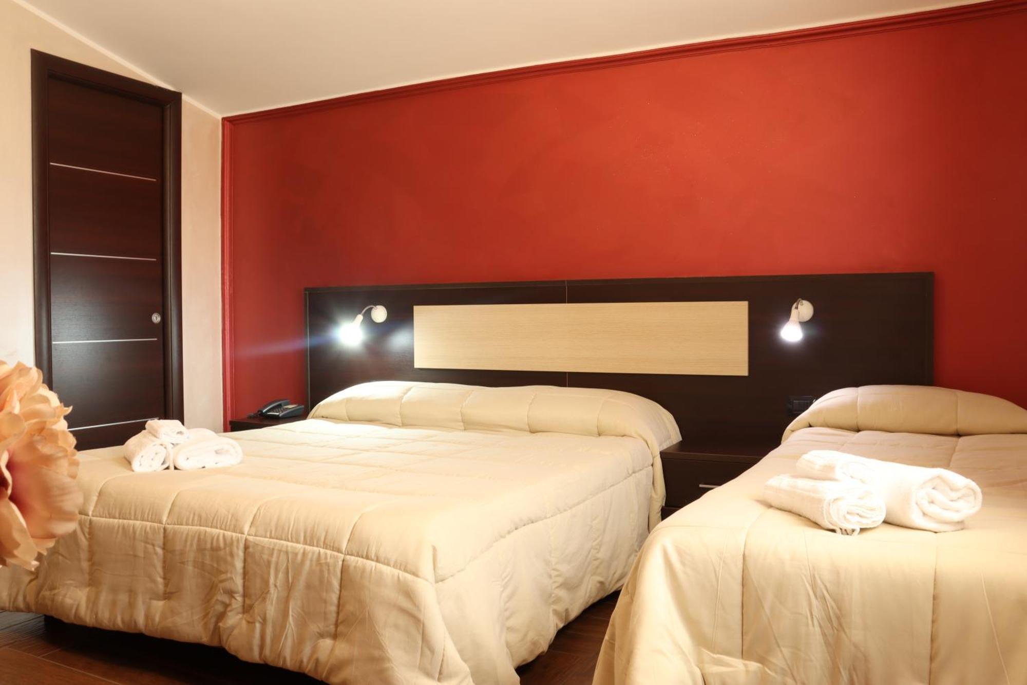 Hotel Paradiso Falerna Bagian luar foto