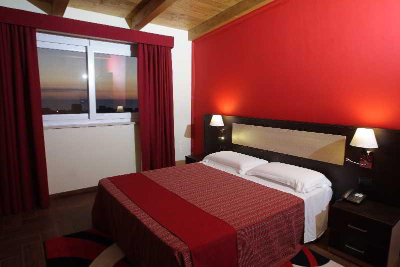 Hotel Paradiso Falerna Bagian luar foto